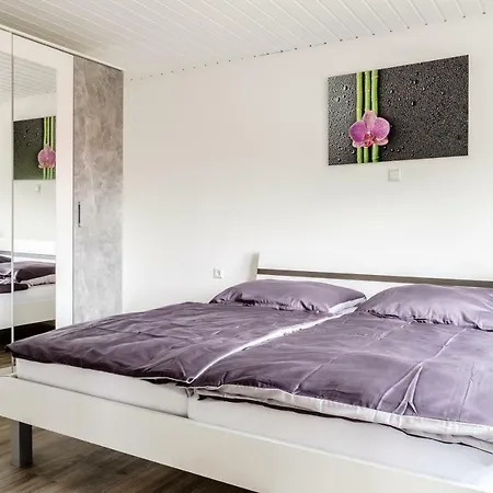 Ferienwohnung Waldblick Bottingen